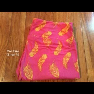 LuLaRoe OS leggings